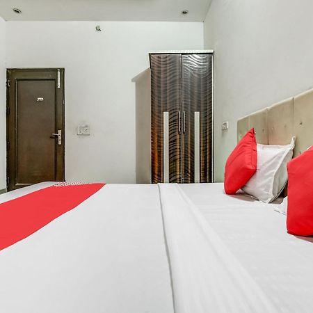 Flagship Hotel Big Boss Kurukshetra 外观 照片