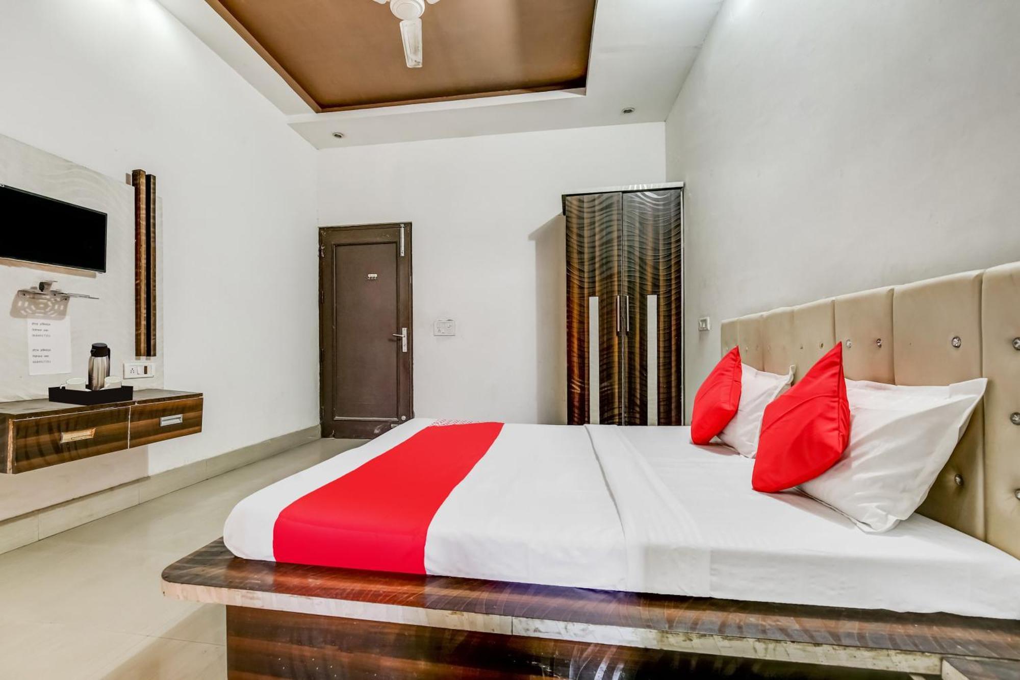 Flagship Hotel Big Boss Kurukshetra 外观 照片
